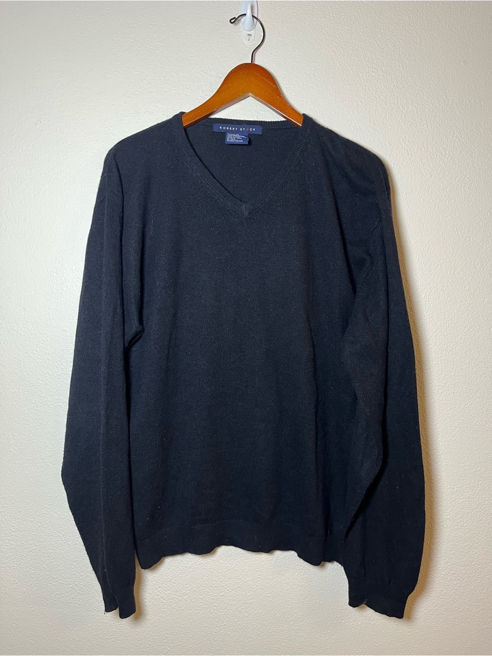 Robert Stock Men's Cashmere Silk and Angora Black V-Neck Knit Sweater